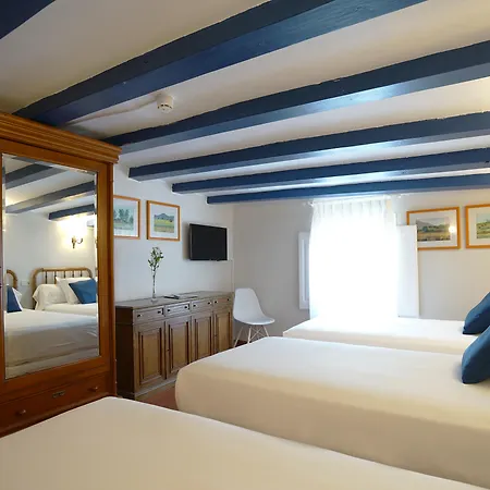 Medium Romantic Hotel Sitges