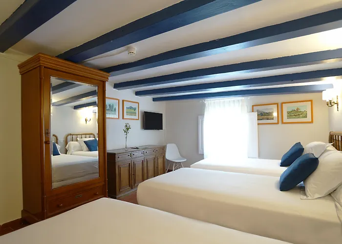 Medium Romantic Hotel Sitges