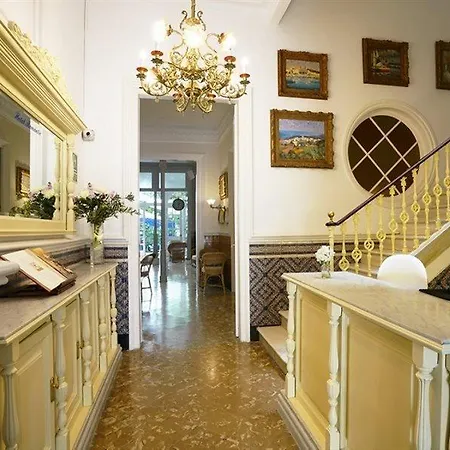 Medium Romantic Отель