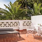 Medium Romantic Hotel 2*