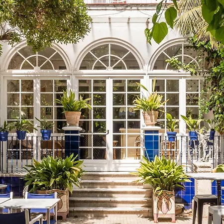 Medium Romantic Hotel Sitges